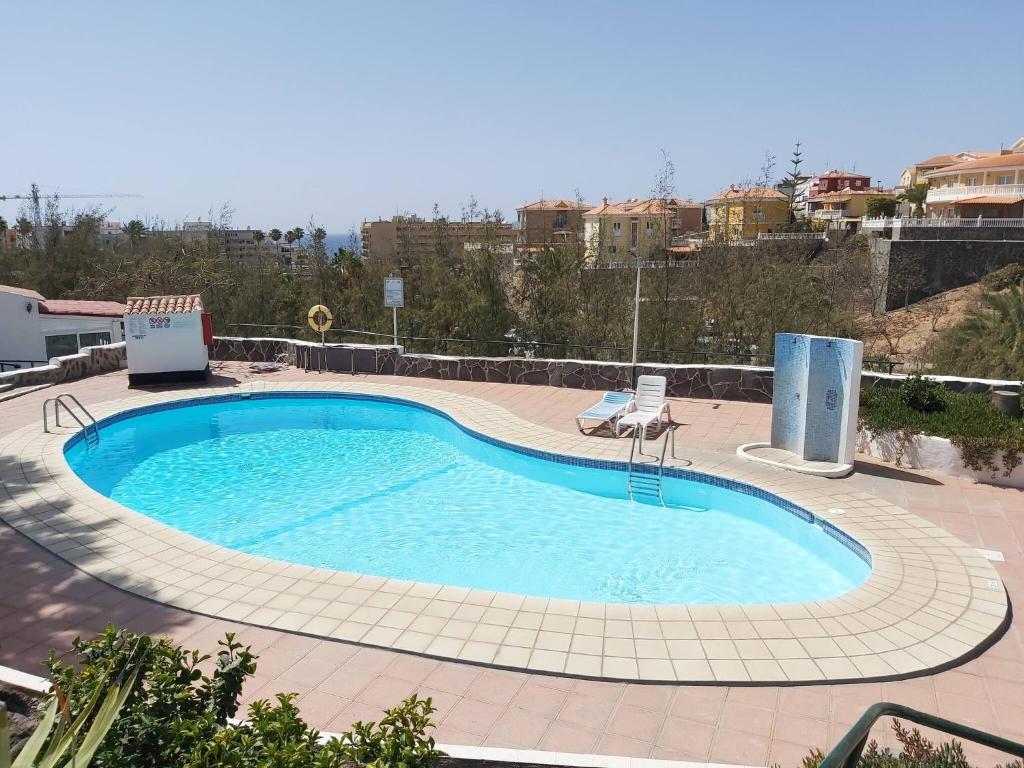 Bazén v ubytovaní Central Apartment With Sea Views alebo v jeho blízkosti