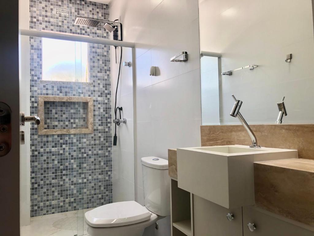  Casa Alto Padrão p/ 8 Pessoas na Praia de Mariscal
