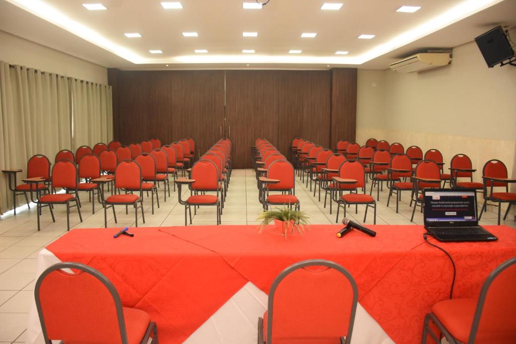 Larison Ji-Paraná by - Easy Hotéis