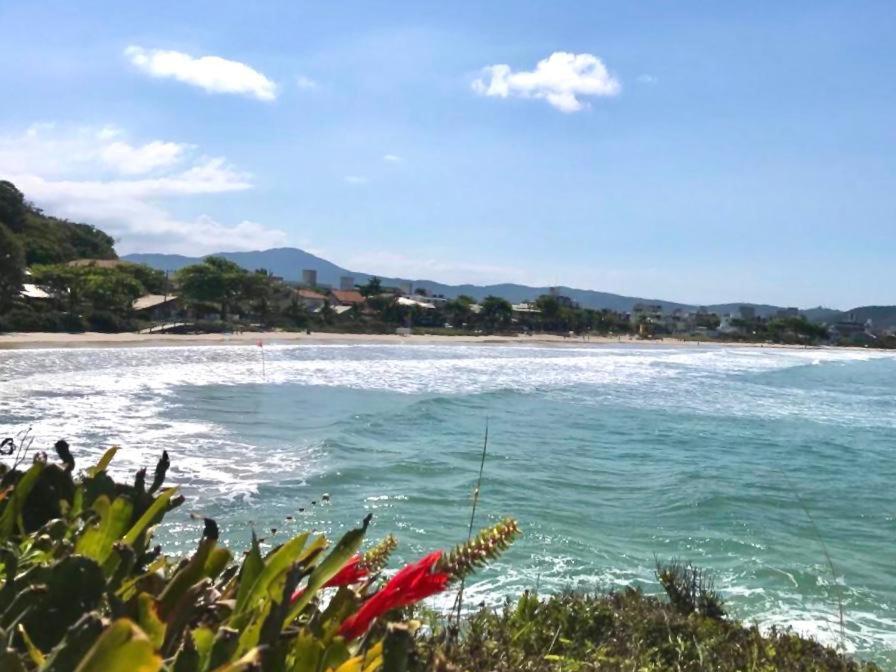  Casa Alto Padrão p/ 8 Pessoas na Praia de Mariscal