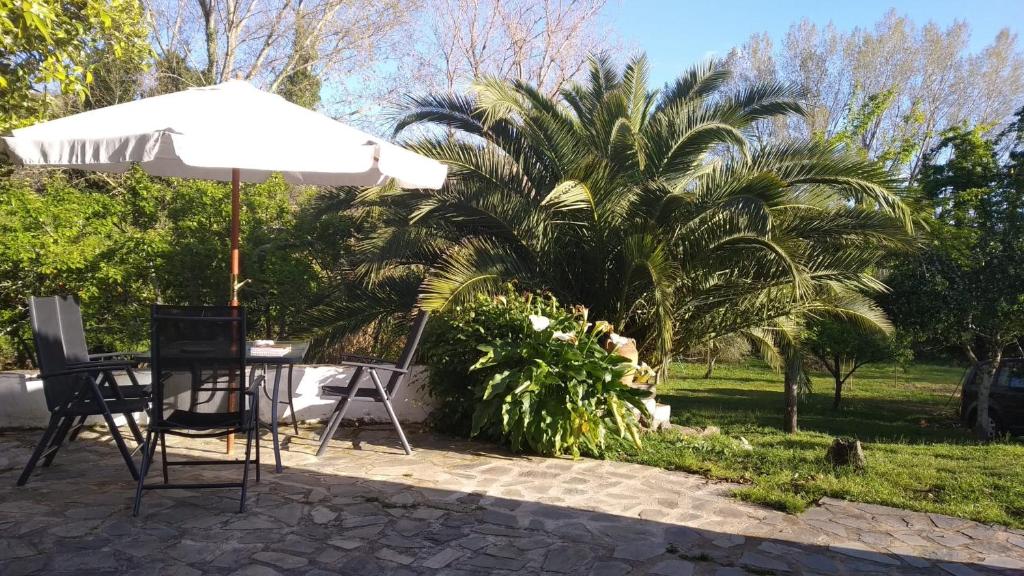 A garden outside Casa Rural El Riandero