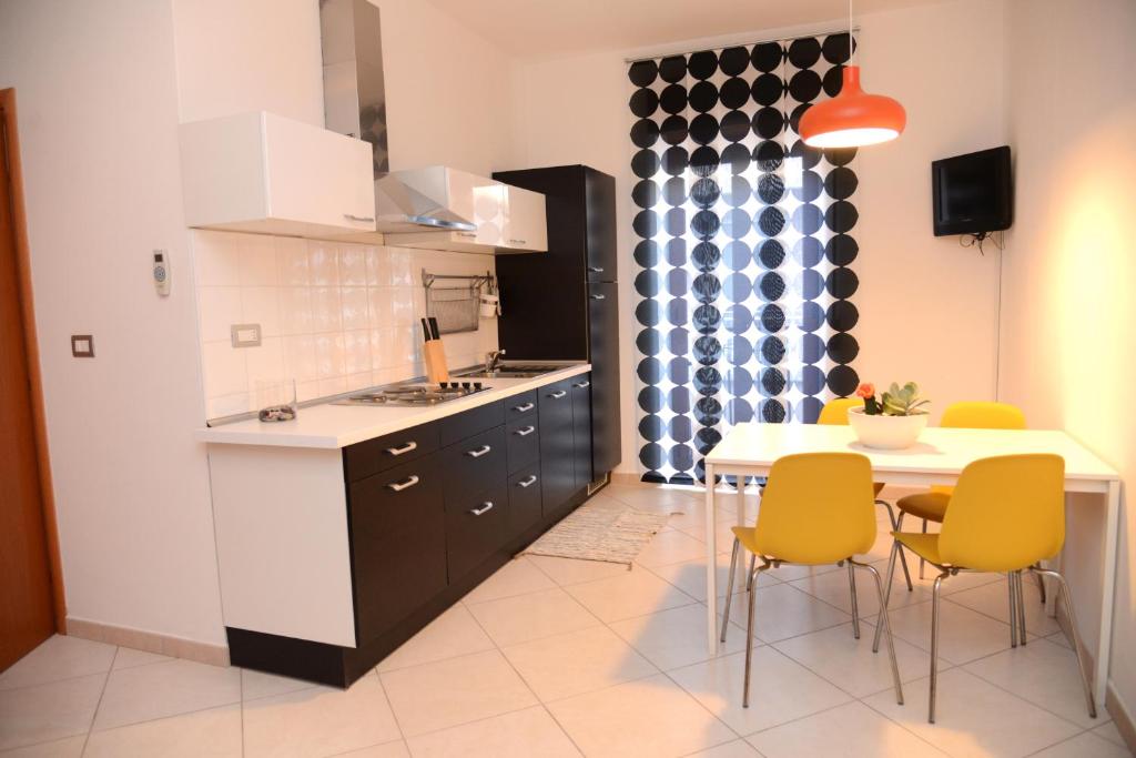 Kuchyň nebo kuchyňský kout v ubytování Jonico Guest House