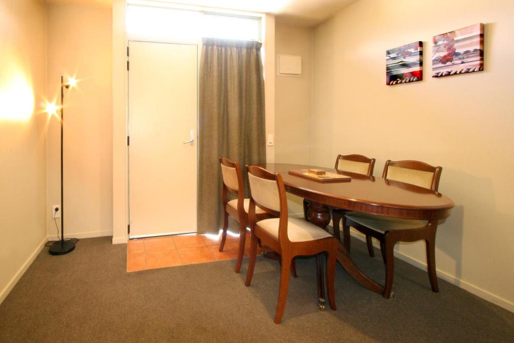 Queenstown Gateway Apartments - Resim 12