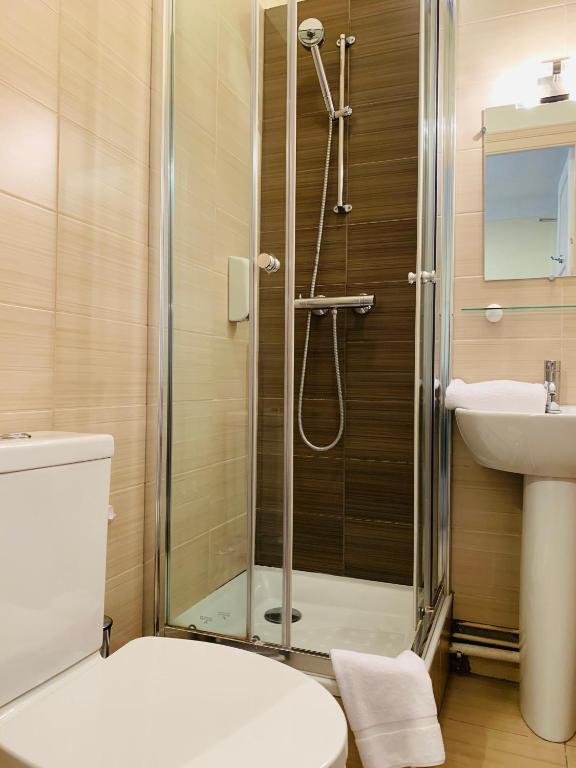 Au Petit Vivoin - Chambre Double Ou Lits Jumeaux Standard
