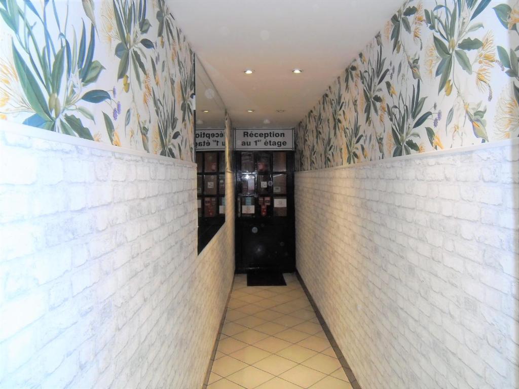 Fotografie z fotogalerie ubytování Hôtel des Arceaux v destinaci Bayonne