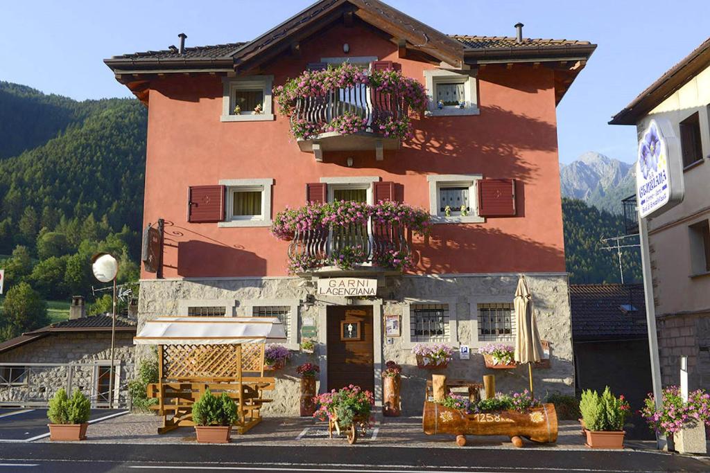 Budova, kde se bed and breakfast nachází