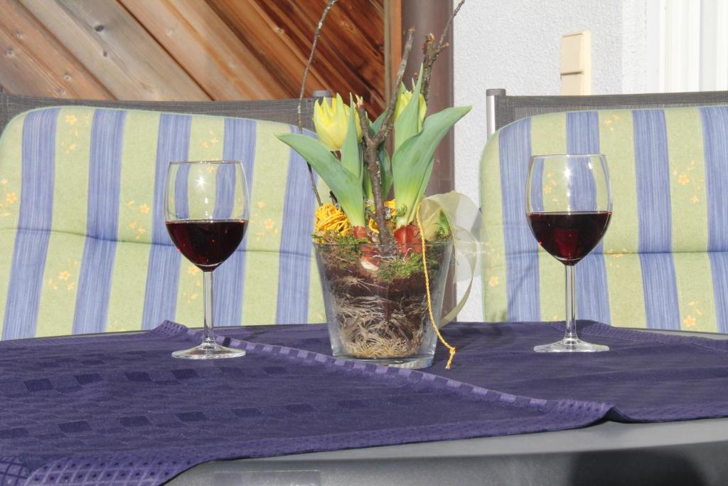 Nápoje v ubytování Lug ins Land Restaurant & Ferienwohnungen
