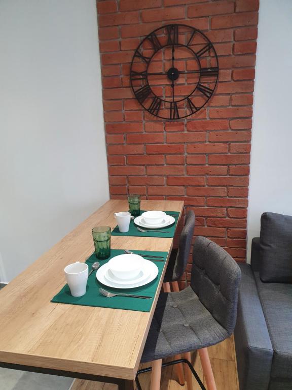 Mirror Apartments - 1