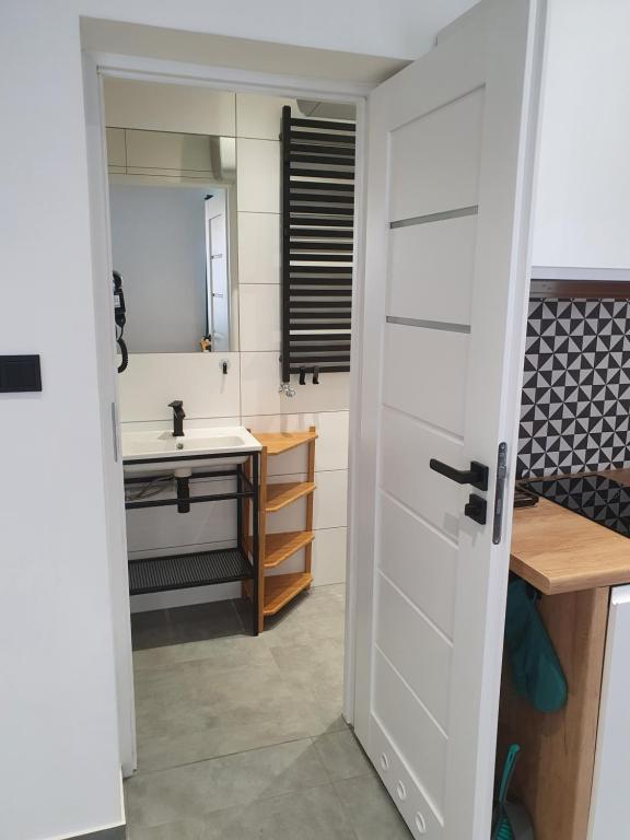 Mirror Apartments - 16