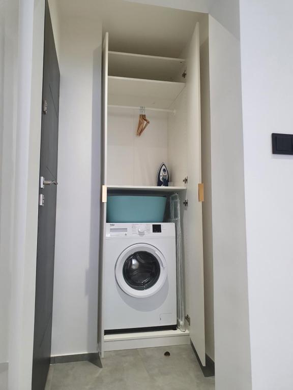 Mirror Apartments - 17