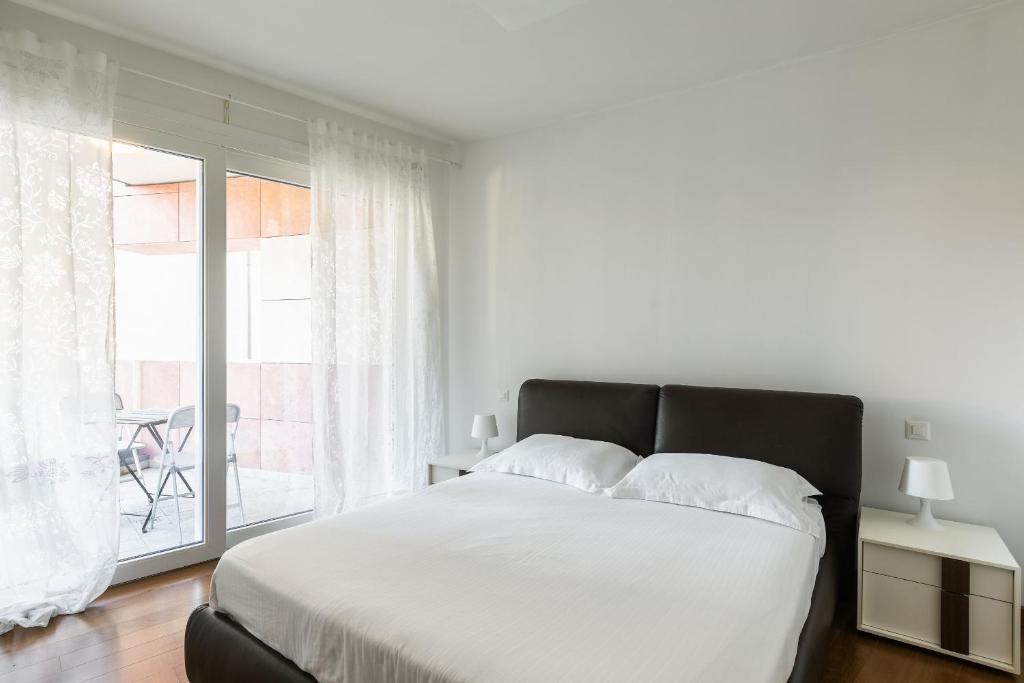 Roggia Apartments by Quokka 360 - a stone's throw from Ciani Park - Resim 27