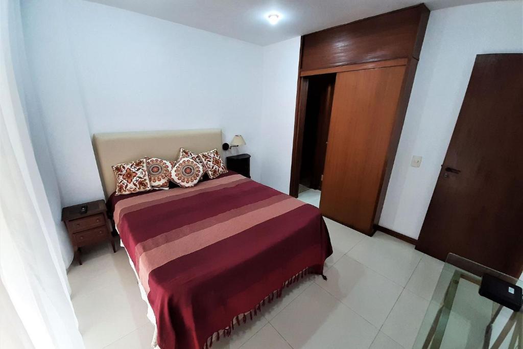  Apartamento com serviços proximo a Praia de Ipanema