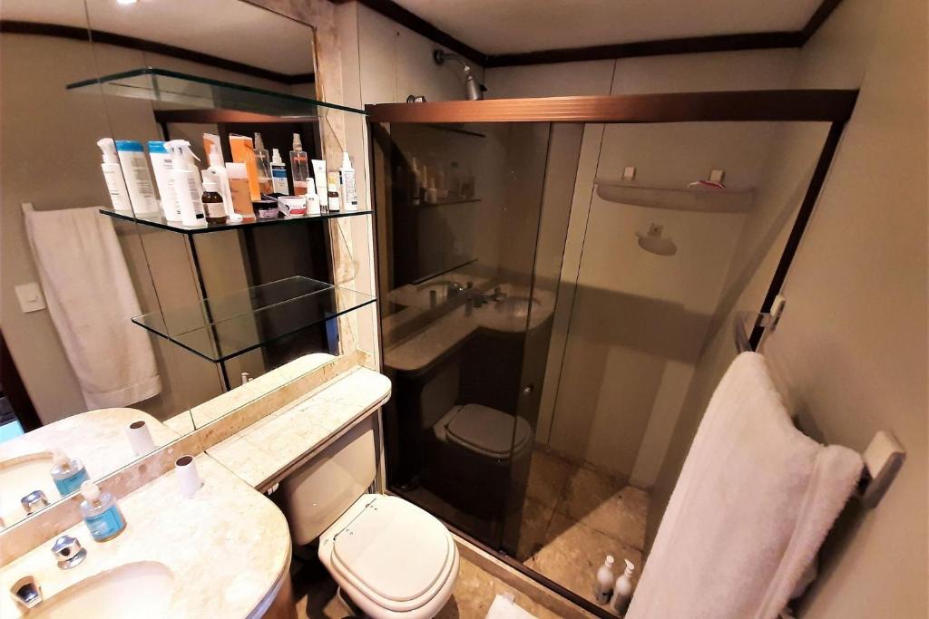  Apartamento com serviços proximo a Praia de Ipanema