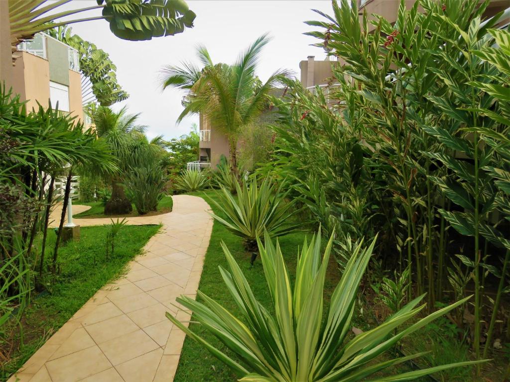  CASA EM CONDOMÍNIO COM VISTA PARA O MAR