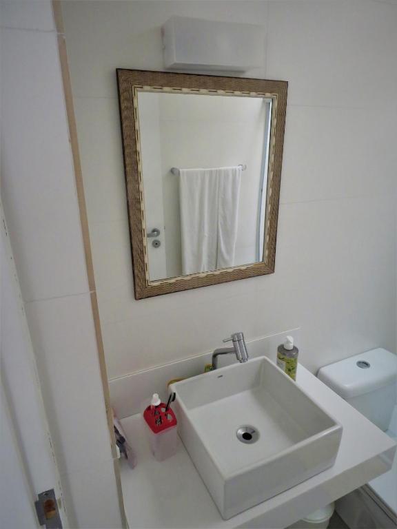  CASA EM CONDOMÍNIO COM VISTA PARA O MAR