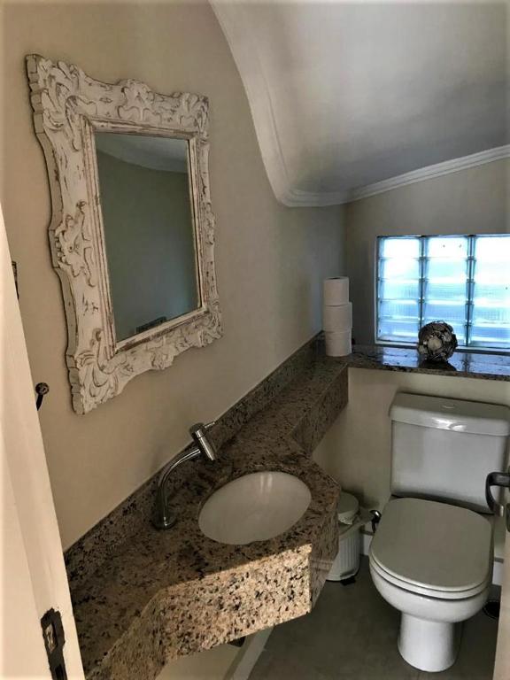  CASA EM CONDOMÍNIO COM VISTA PARA O MAR