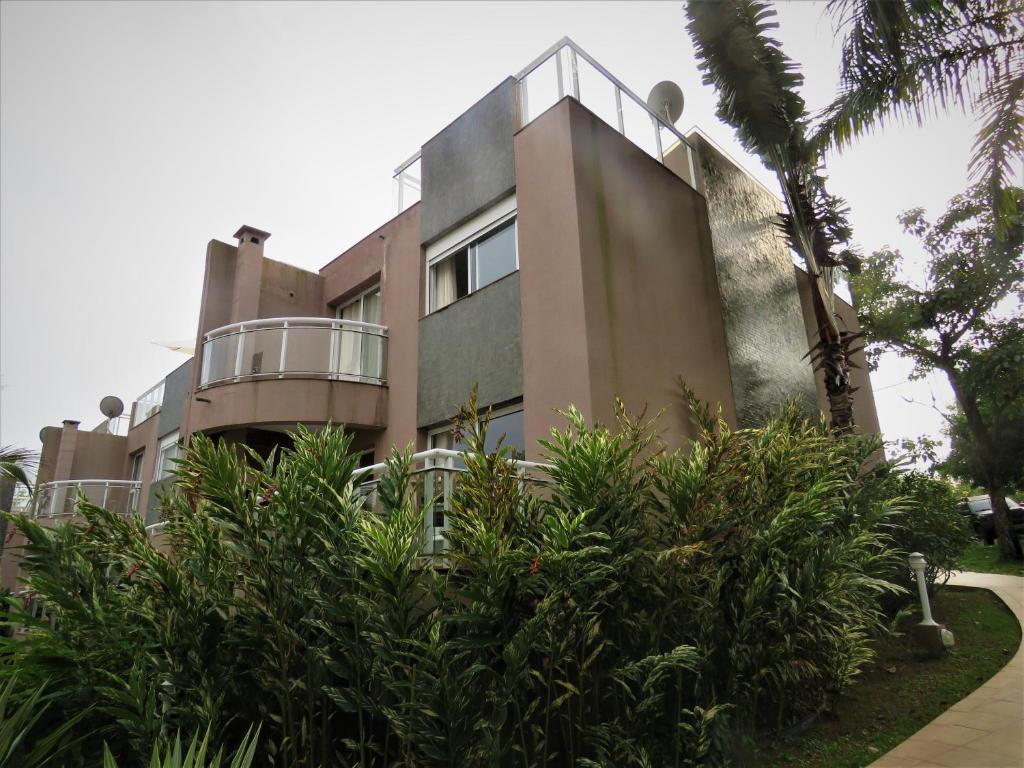  CASA EM CONDOMÍNIO COM VISTA PARA O MAR
