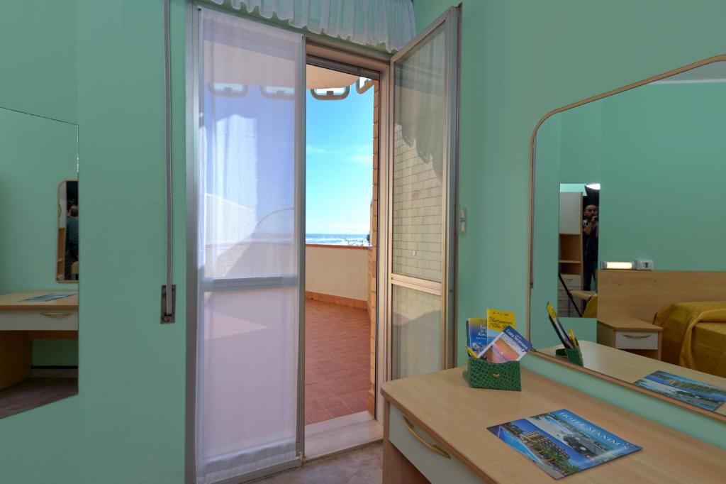 Fotografie z fotogalerie ubytování Hotel Maxim's v destinaci Martinsicuro
