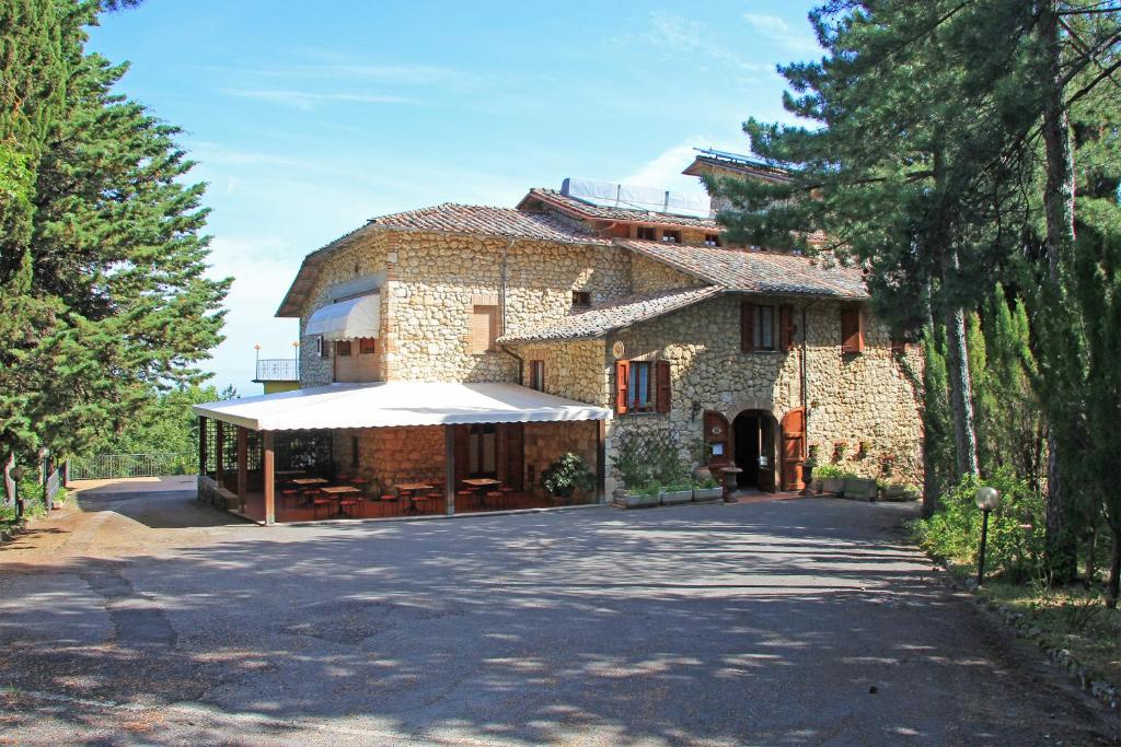 Budova, kde se hotel nachází