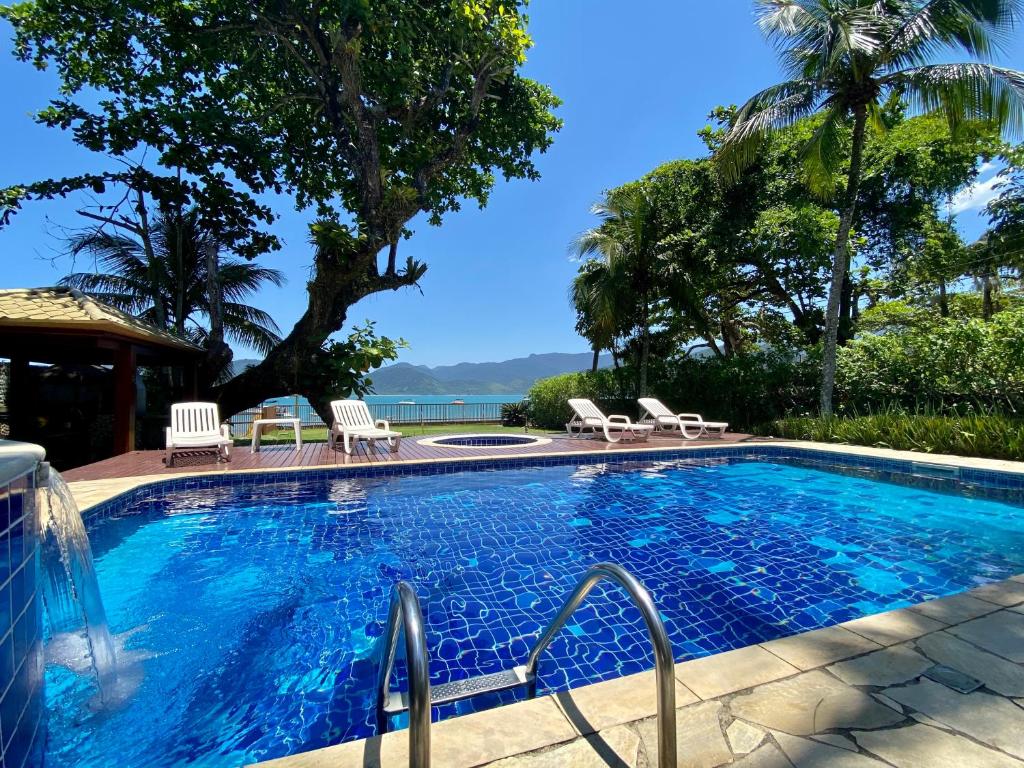  Magnífica Casa na Praia do Lázaro Pé na Areia 4 suítes