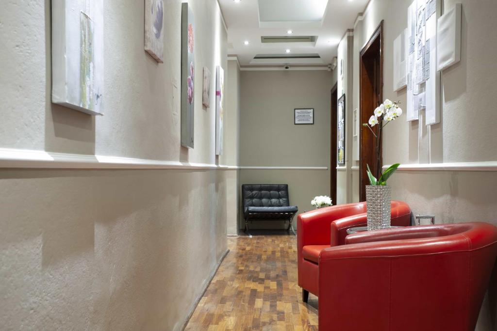 A seating area at B&B Prestigia Rooms