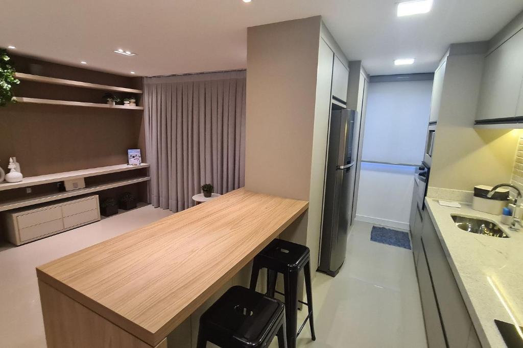  Apartamento Studio no último andar no CENTRO de FOZ com linda VISTA