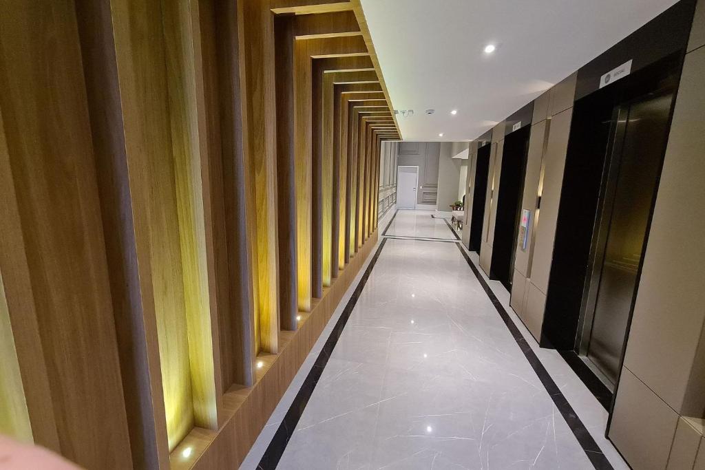  Apartamento Studio no último andar no CENTRO de FOZ com linda VISTA