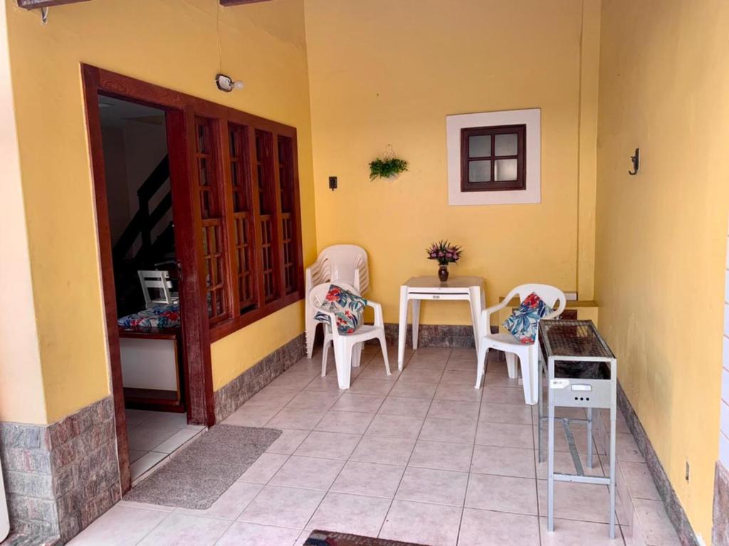  Duplex em Condomínio de Casas