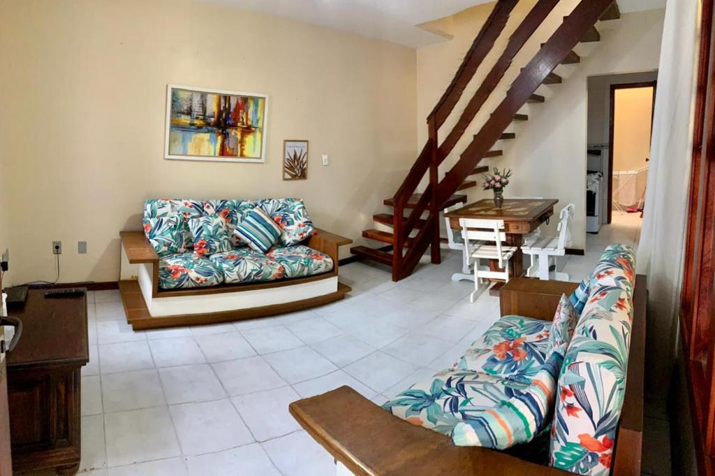  Duplex em Condomínio de Casas