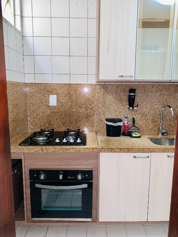  StayHere! Fique aqui! Apartamento 2/4 mobiliado no Costa Azul :-)