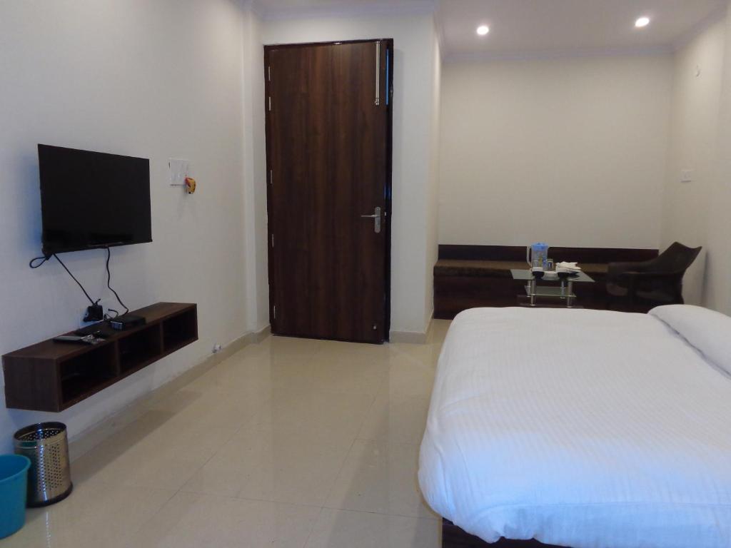 Rukmani Inn - Deluxe Room