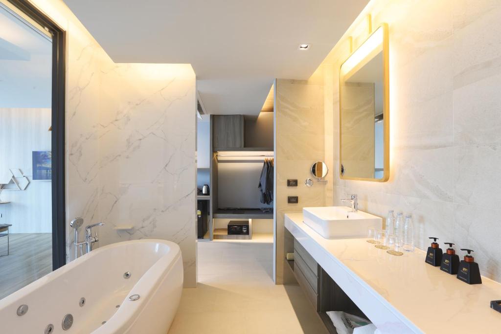 The Signature Hotel Airport - Resim 44