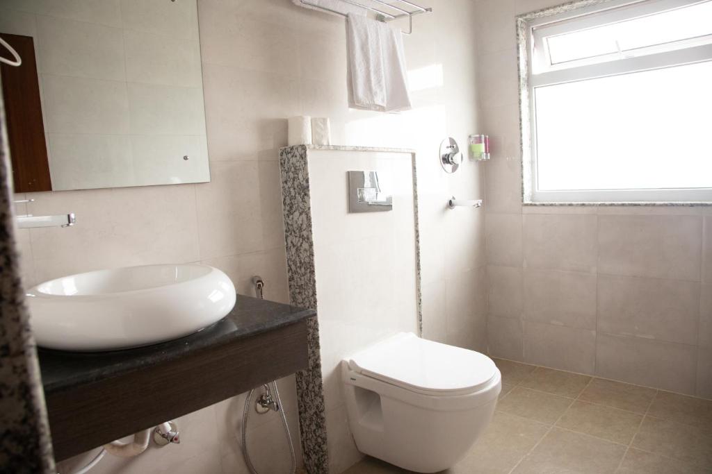 Koupelna v ubytování Himalayan Suite Hotel