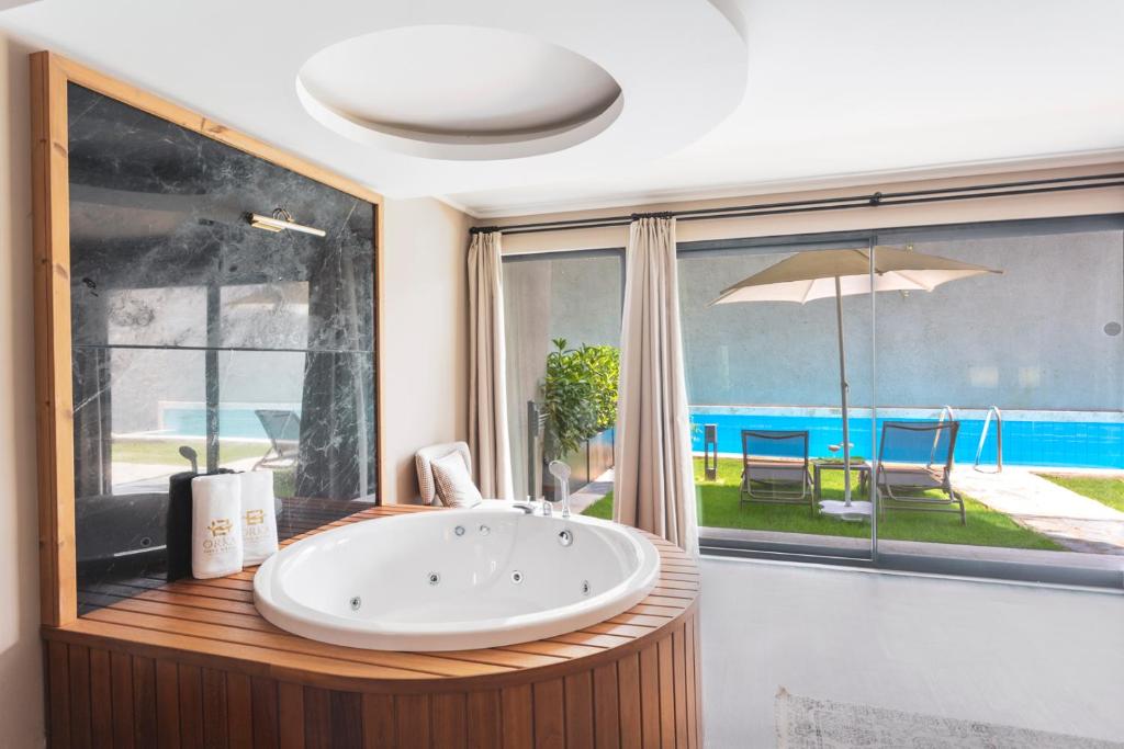 Kép Orka Cove Hotel Penthouse & Suites Adults Only szállásáról Fethiyében a galériában