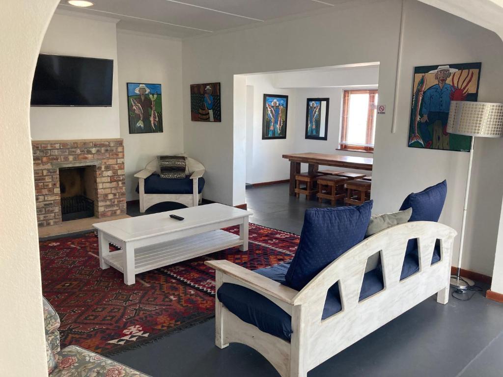 Hermanus Backpackers & Budget Accommodation