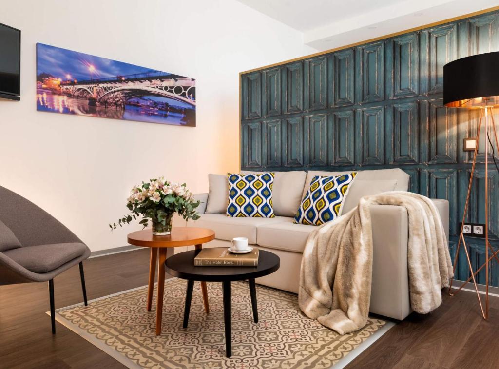 Casa Sevilla 1920 Suites by Época - 4