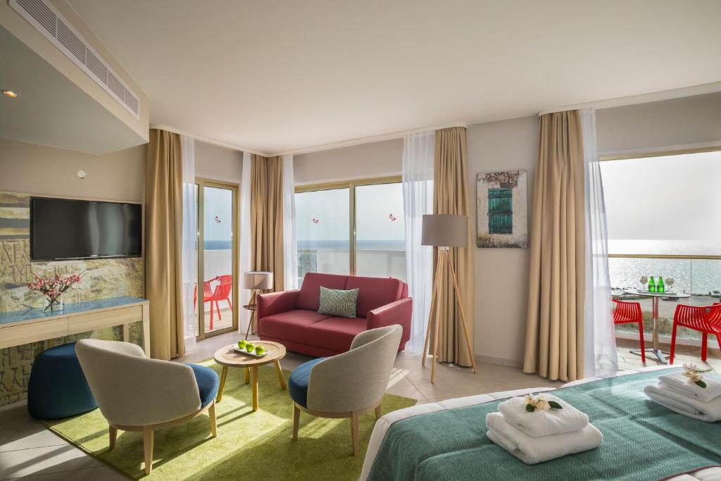 Leonardo Laura Beach & Splash Resort - 