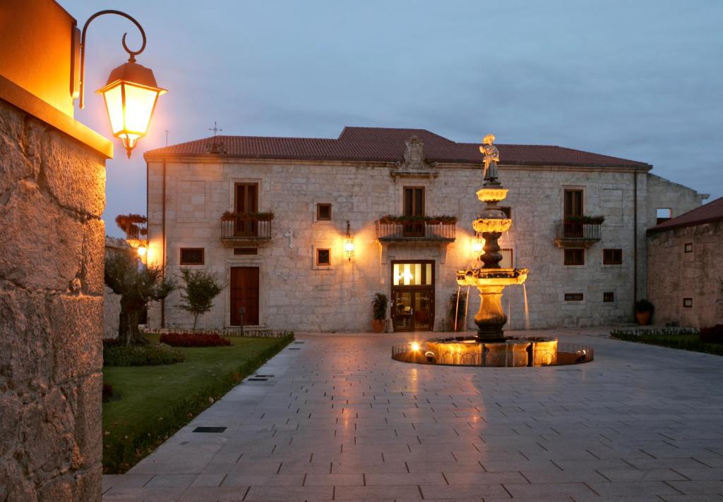 Hotel Pazo de Lestrove by Pousadas de Compostela - 11