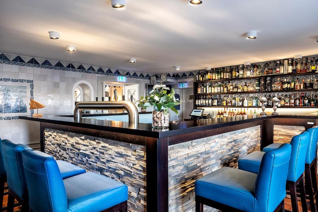 Lounge nebo bar v ubytování Hotel Neuwarft Altbau