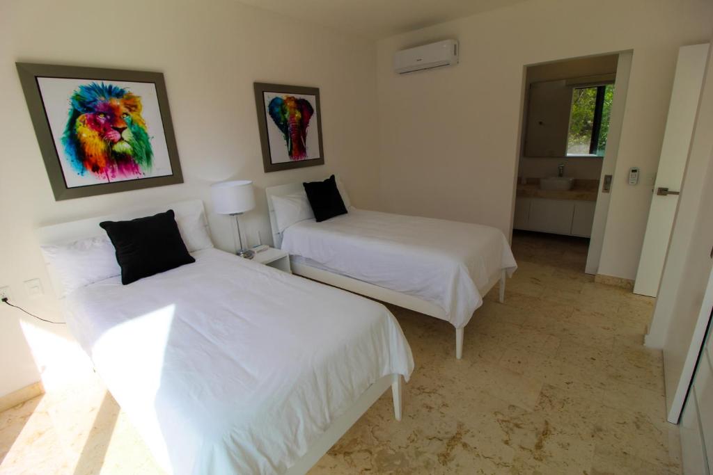 Bahia Principe Vacation Rentals - Four-Bedroom House