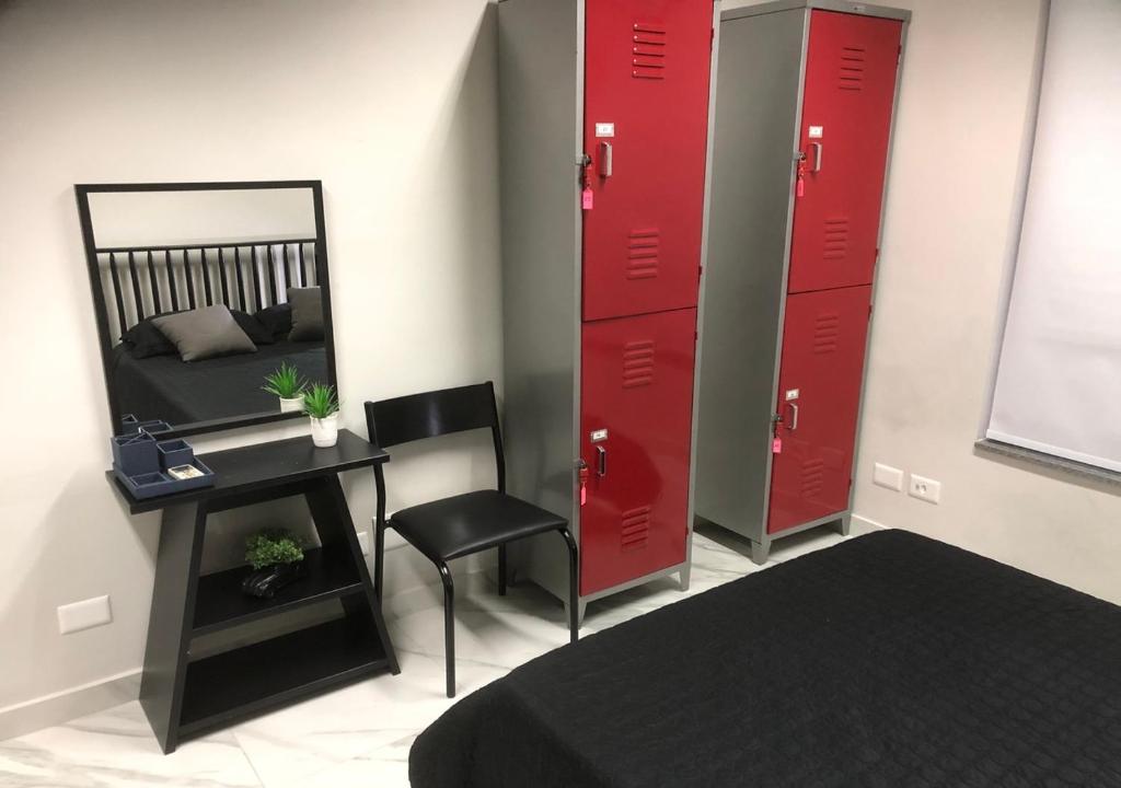  FM Hostel