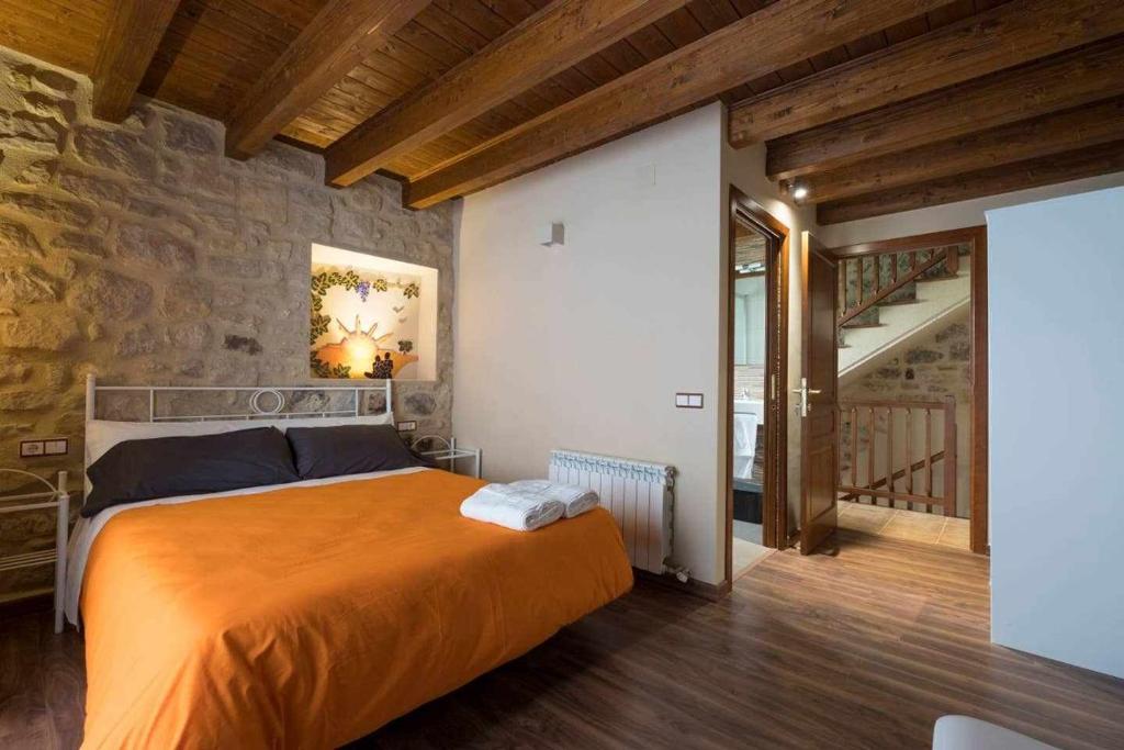 Postel nebo postele na pokoji v ubytování Casa rural Lo Niu