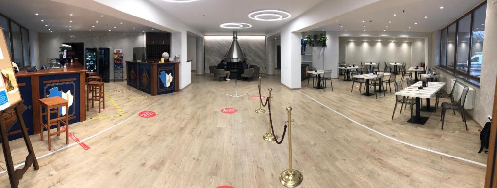 Restoran ili neka druga zalogajnica u objektu Hotel Theotokos