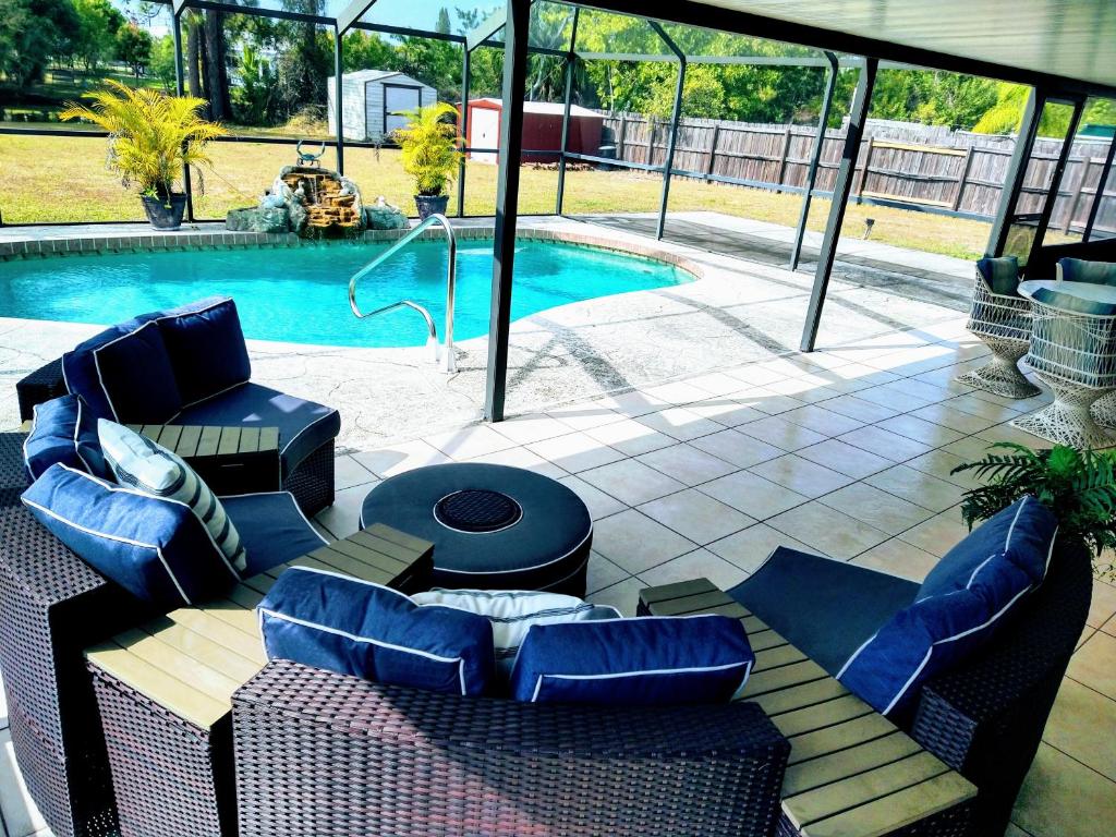 Vacation Home A Little Piece Of Paradise Port Charlotte Fl Booking Com Port Charlotte Fl, Outdoor Furniture Port Charlotte Fl