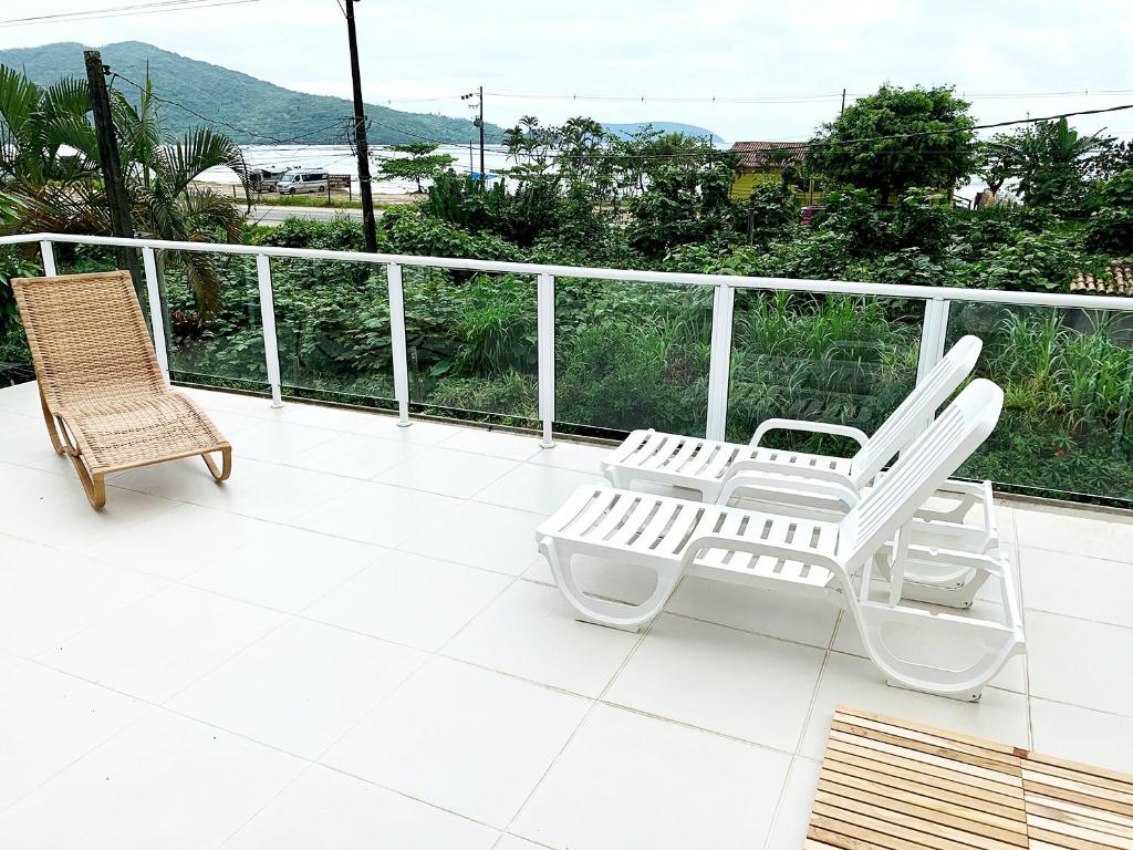  Casa com Wi-Fi e Terraço com Linda Vista para o Mar