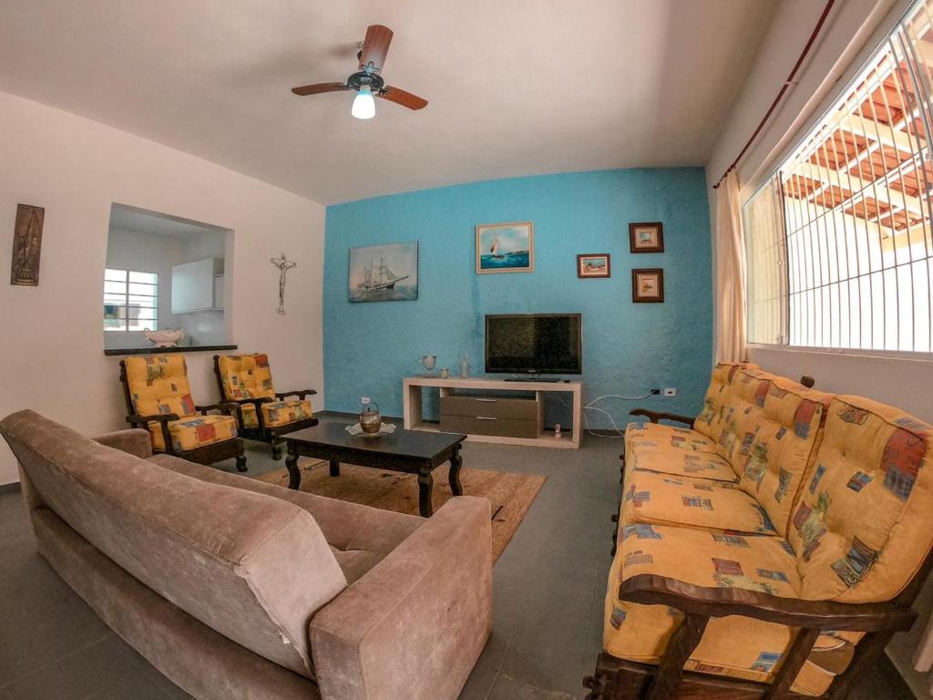  Casa a 50 metros da praia da Cocanha
