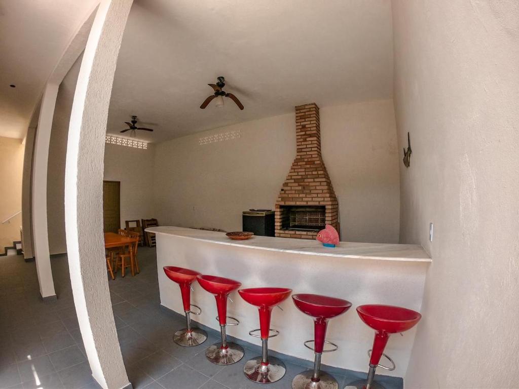  Casa a 50 metros da praia da Cocanha