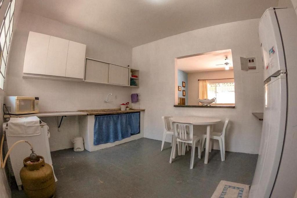 Casa a 50 metros da praia da Cocanha