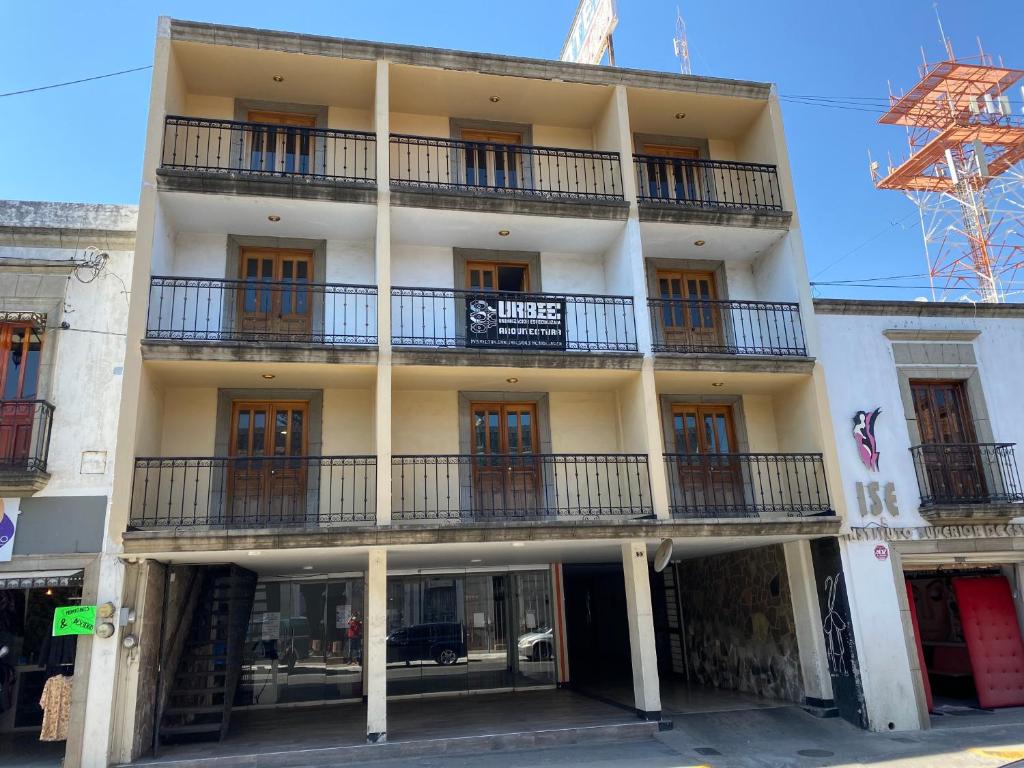 Budova, kde se hotel nachází