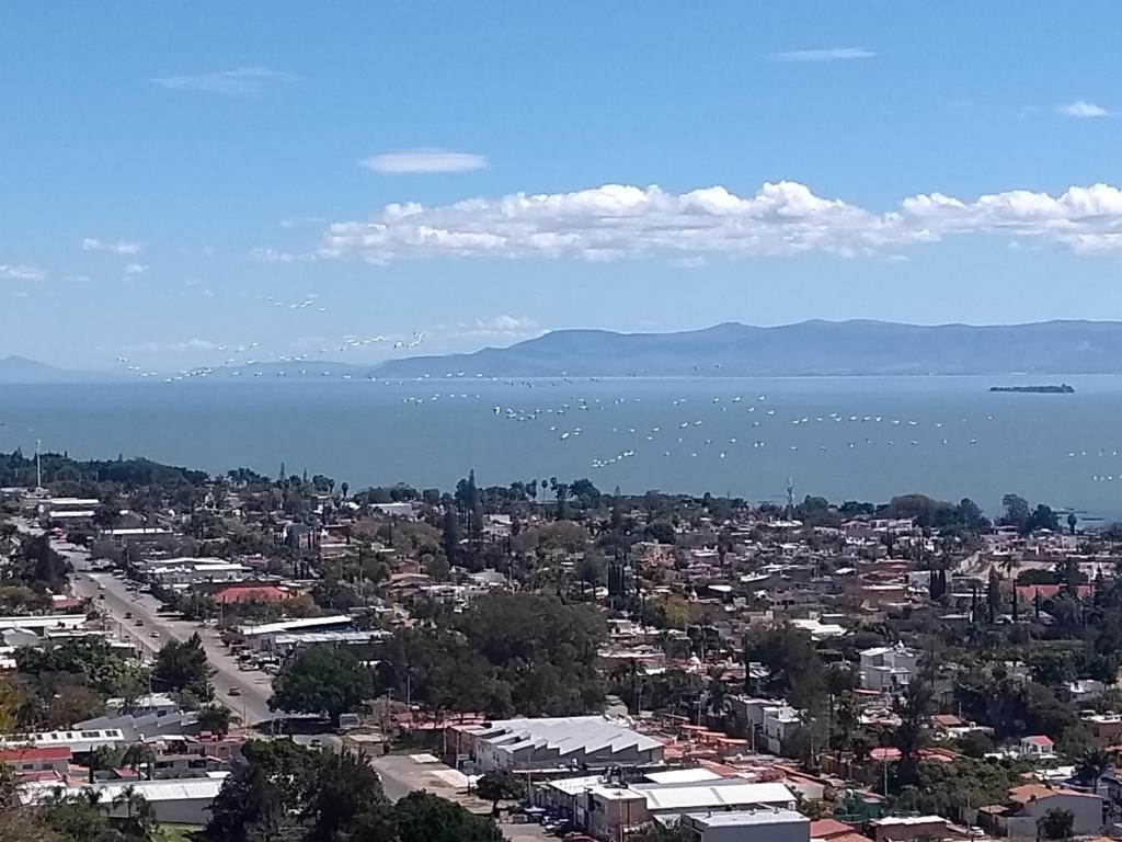 Casa Mirador del Lago